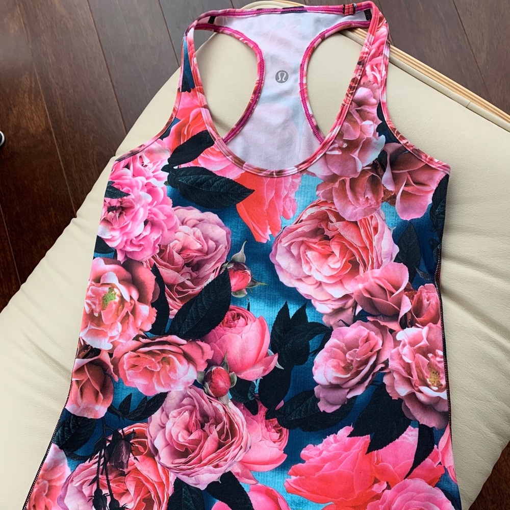 Lululemon Athletica Floral Racerback Tank Sz 6/8